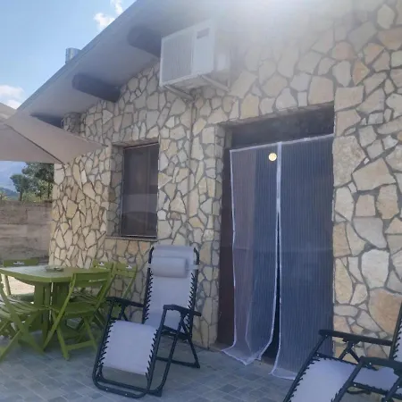 Vakantiehuis Casetta Indipendente Mirto (Messina)